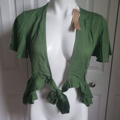 Mustard Seed Green Short Sleeve Open Cardigan Nwt Ties In Front. Flutter Short Sleeve. Gorgeous Green Color. Size Small. New With Tags. Wear To Work Or With Jeans Or A Casual Dress! Can Be Styled For All Seasons! Shipping From A Smoke Free, Dog Friendly Home. Chic V-neck Shrug For Summer, Chic V-neck Summer Shrug, Summer V-neck Shrug, Chic V-neck Shrug For Spring, Fitted Summer Cardigan For Brunch, Casual Open Front Top In Solid Color, Casual Green Wrap Top, Casual Green Wrap Blouse, Solid Color Open Front Summer Top