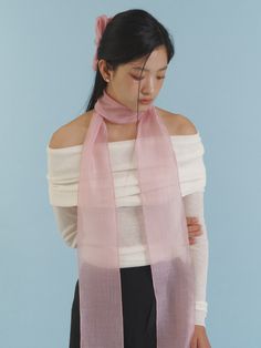 Sheer Scarf Outfit, Long Silk Scarf Outfit, Elegant Pink Scarves For Spring, Pink Casual Scarves For Spring, Pink Feminine Silk Scarf, Casual Pink Silk Scarf For Summer, Casual Pink Scarves For Spring, Chic Pink Scarves For Spring, Pink Silk Scarf For Summer