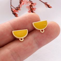 10pcs High Quality Alloy Yellow Oil Drip Earrings, Half Round Stud Earrings, Jewelry Making Materials, Earring Attachments, Hypoallergenic Quantity: 10pcs Size:  0.53*0.41 in Material：Alloy  1.For purchases of $35 and above, we will pay the shipping fee for you. 2.We may need 1-3 working days to prepare your items. We will ship to you as soon as possible, please allow more time to wait thank you for coming. If you have other questions or need more quantity, please leave us a message and we will Oil Drip, Round Stud Earrings, Earrings Jewelry, Jewelry Earrings Dangle, Dangle Drop Earrings, Happy Shopping, Dangle Earrings, Etsy Accessories, Jewelry Earrings