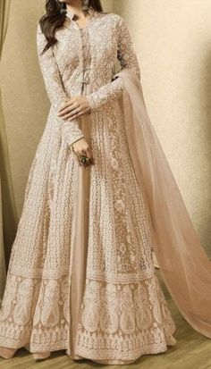 अनारकली सूट, डिजाइनर कपड़े, Shrug For Dresses, Gaun Fashion, Pakistani Fancy Dresses, Long Dress Design, Salwar Kamiz, Indian Gowns Dresses, Designer Party Wear Dresses