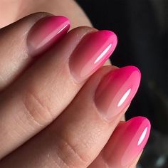 Ombre Round Nails, Bright Pink Ombre Nails, Finger Biting, Coral Nails With Design, Nail Designs For Summer, Summer Nails Ideas, Elegant Touch Nails, Workplace Culture, Nail Tip Designs