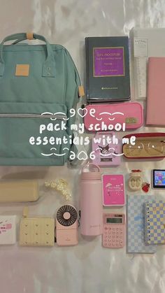 Whats In My Backpack, Back To University, Pretty School Supplies, Cute Stationary School Supplies, School Bag Essentials, Backpack Essentials, Cute School Stationary