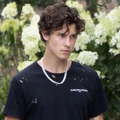 Hot Shawn Mendes, Medium Curly Haircuts, Guy Haircuts Long, Mens Hairstyles Thick Hair, Wavy Haircuts