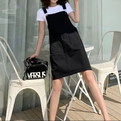 Black Pinafore Dress With Pockets, 100% Cotton Adjustable Straps, Tag Still Attached To Item Product Measurements (M): Total Length: 70cm Waist: 90cm Hips: 96cm Please Message Me If You Have Any Questions :) Will Make Sure It Is Sanitized And Wrapped Securely So It Will Arrive To You Safely! No Refunds/Returns Please. Black Pinafore Dress Outfit, Wilbur Outfits, Overall Dress Outfit, Pinafore Dress Outfit, Clean Goth, Black Pinafore Dress, Black Pinafore, Denim Pinafore Dress, Denim Pinafore