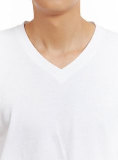 Product Detail Elevate your casual style with our Men's Basic V-Neck T-Shirt in White. Perfect for back to school or any casual occasion. This solid print shirt features a normal fit for all-day comfort. Style : Casual Occasion : Back to school Type : Men, Basics, Essentials, TShirts Print : Solid Material : Cotton Sleeve : Short sleeve Neck : V neck Length : Regular Fit : Normal fit Cotton100 Color : White Made in Korea Model Size Model is wearing size 1XL and the color White. Height : 6'0" | 1 Men Basics, Festival Trends, Beige Top, Prom Outfits, Boatneck Sweater, Fashion Korean, Shrug Sweater, Korean Street Fashion, Plus Size Jeans