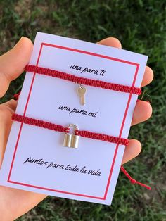 Dad Bracelet, Lucky Charms Marshmallows, Macrame Jewelry Tutorial, Braid Accessories, New Gold Jewellery Designs, Diy Birthday Gifts For Friends, Couples Bracelet