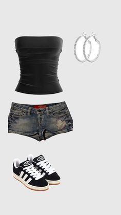 Fashion Magazine Aesthetic, Magazine Aesthetic, Tube Top And Shorts, Tube Top Outfits, Street Style Outfits Casual, Essentials Clothing, Trashy Outfits, Micro Shorts, Outfit Inspo Casual