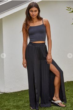 The Miranda Brami is perfect to wear as an under shirt, tank, or workout top! - U-Back - Ribbed - Seamless 55% Modal 37% Nylon 8% Spandex Under Shirt, Black Charcoal, Workout Tops, Maxi Skirt, Spandex, How To Wear, Black, Color