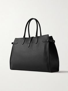 Gucci's minimalist tote bag is elegant and sophisticated. It’s been crafted in Italy from pebble-grain leather and detailed with a small moniker debossed on the front. It has a detachable striped webbing shoulder strap, internal card slots and plenty of space for all the workday necessities. Tote Bag For Men, Gucci Collection, Minimalist Tote Bag, Minimalist Tote, Black Leather Tote Bag, Mr Porter, Leather Tote Bag, Leather Tote, Card Slots