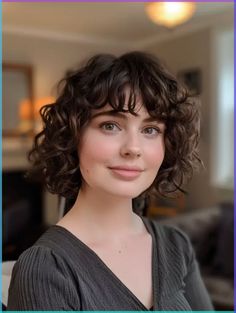 Curly Short Haircuts For Round Faces, Round Face Short Curly Hair, Curly Bob Round Face, Short Curly Hair For Round Face, Short Curly Hair Round Face, Short Hair Weave, Asian Curly Hair, Curly Bob Bangs, Short Curly Weave Hairstyles