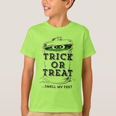 Oscar the Grouch - Smell my Feet T-Shirt - tap/click to personalize and buy #TShirt #sesame #street #st #halloween #trick Tom Y, Tom And Jerry Cartoon, Tom Y Jerry, Oscar The Grouch, Sketch Comedy, Green T Shirt, Tom And Jerry, Classic Cartoons, Green Tshirt