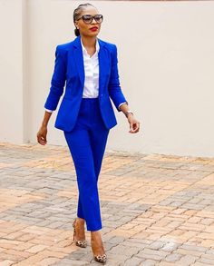 Womens Suit Outfits, Suit Outfit Ideas, Light Blue Suit, Suit Outfit, Woman Suit Fashion, Pantsuits For Women, Stylish Work Outfits, Professional Attire, Blue Outfit