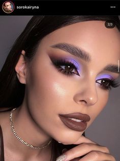 Galaxy Concert Outfit, Irredescent Makeup, Eyeshadow Inspo Creative, Blue And Purple Makeup Looks, Cool Eyeshadow Looks Creative, Make Up Morado, Makeup Lila, Makeup Morado, Makeup Ideas Colorful