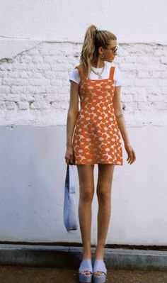 Spunky Outfits Aesthetic, Spring Retro Outfits, Summer 60s Outfits, 70s Inspired Outfits Summer, 70s Summer Aesthetic Outfits, 60s Summer Outfits, 70s Summer Outfits, 70s Casual Outfits, 60s Summer Fashion