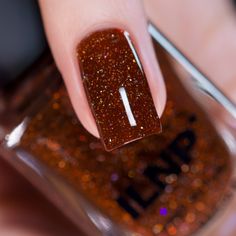 ILNP Spiced Cider - Warm Rustic Brown Holographic Jelly Nail Polish Brown Glitter Dip Nails, Autumn Gradient Nails, Copper Dip Nails, Brown And Orange Nails Fall, Red Nail Designs Fall, Cranberry Nails Fall, Dark Fall Nails Designs, Fall Cheetah Nails, Fall Glitter Nails