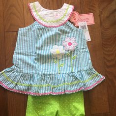 Nannette Smocked Outfit For Toddlers Brand New With Tags Size 18 Months Spring Cotton Smocked Sets, Toddler Smock, Girl Dresses, Matching Sets, Smocking, Vintage Dresses, Kids Shop, Girls Dresses