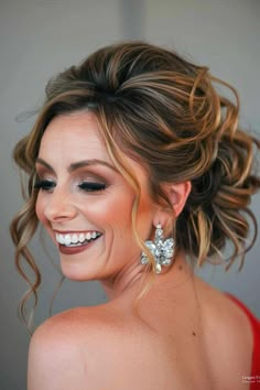 60 Most Beautiful Mother of the bride hairstyles - Latest & Trendy Nail Designs Wedding Hair Mother Of Bride, Mother Of The Bride Hair Short, Mother Of The Bride Hairdos, Mother Of The Bride Hairstyles, Mother Of The Groom Hairstyles, Bride Updo, Trendy Nail Designs, Elegant Ponytail, Mother Of The Bride Hair