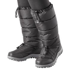 A featherlight winter boot, CLOUD is a must-have for comfort and safety on both frozen and snow-covered terrains. Recommended during moderate to high levels of activity, CLOUD offers versatile, easy-pack options that boast some of Baffin's most comprehensive, proprietary slip-resistant technology. Boot Liners, Kids Exploring, Winter Sport, Size Chart For Kids, Safety Boots, Size 8 Women, Snow Shoes, Rubber Boots, Slipper Boots