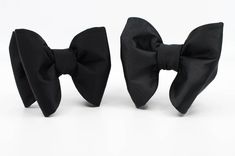 Black Wedding Bow Tie With Adjustable Back, Black Wedding Bow With Tie Back, Black Bow Tie Back Ties For Wedding, Black Standard Tie With Bow, Black Suit And Tie Accessories For Wedding, Black Satin Bow Ties For Wedding, Detachable Black Bow For Wedding, Black Tuxedo Bow With Bow Tie Back, Black Tuxedo Bow Tie With Detachable Bow