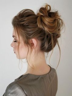 Messy Buns Hairstyle, Best Messy Bun