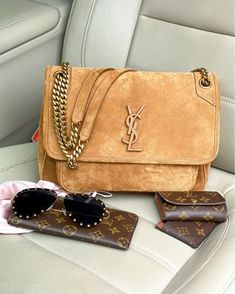 Popular Designer Bags, Yves Saint Laurent Bags, Balenciaga Bag, Dior Shoes, Valentino Bags, Chloe Bag, Lv Bag, Chain Bags