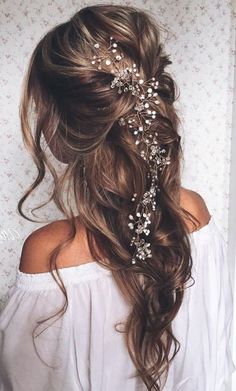 Vintage Hairstyles For Long Hair, Long Hair Vine, Loose Wedding Hair, Long Bridal Hair, Beautiful Wedding Hair, Wavy Wedding Hair, Extra Long Hair, Bridal Hair Headpiece, Long Dark Hair