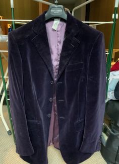 Dolce & Gabbana mens dark purple velvet jacket Vintage 1998 Size European 46 Good condition Purple Velvet Jacket, Purple Suits, Dolce E Gabbana, Velvet Jacket, Purple Velvet, Jacket Vintage, Dolce & Gabbana, Dark Purple, Blue And Purple