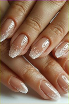 Latest nail designs are taking over this season! From short and simple to blinged-out stunners, we've rounded up the hottest trending nail looks for spring/summer 2024 that flatter every skin tone range. Whether you love Wedding Bride Nails Ideas, Kerstnagels Glitter, Bridal Nails Designs, Engagement Nails, Latest Nail Designs, Bridal Nail Art, Chrome Nails Designs, Ombre Nail Designs, Makijaż Smokey Eye