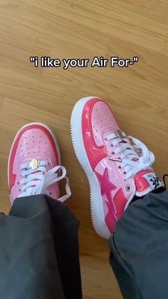 ──★ ˙ ̟ How To Style Bape Shoes, Pink Bapesta Shoes, Bape Star Shoes Hello Kitty, Bapesta Shoes Pink, Bapesta Outfit Ideas, Hello Kitty Bapesta Shoes, Hello Kitty Bape Shoes, Bape Shoes Outfits Women, Bape Star Shoes