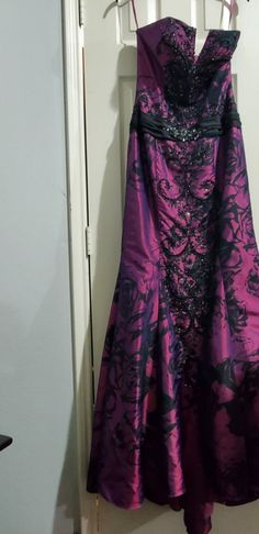 Gorgeous Dark Purple And Black Camille La Vie Evening Gown. Sequined Bodice And Back. Size 6 Only Worn Once!! Excellent Condition!! Purple V-neck Nightgown For Sleep, Purple Black, Dark Purple, Evening Gown, Purple And Black, Evening Gowns, Strapless Dress, Bodice, Size 6