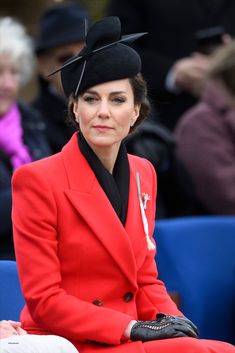 The Princess of Wales wore an Alexander McQueen coat, UFO dress, Juliette Botterill hat, Asprey London earrings, Queen's Leek brooch, Evica Gloves, Mulberry bag and Gianvito Rossi. St Davids Day, Awesome Kate, Catherine Princess Of Wales, Prince And Princess Of Wales, Mulberry Bag, Catherine The Great, Princess Kate Middleton