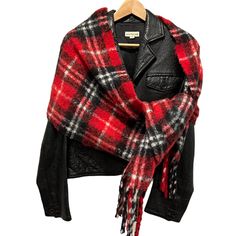 Warm And Cozy Steve Madden Plaid Blanket Scarf, Classic Winter Plaid In Red, Black And White, Os. 100% Acrylic. Cute Sm Charm On Scarf. New With Tags. Wide: 16" Length: 70" Fringe: 5" Tie Dye Blanket, Zebra Scarf, Cowl Neck Scarf, Red Plaid Scarf, Scarf With Fringe, Winter Plaid, Plaid Blanket Scarf, Plaid Blanket, Pink Scarves