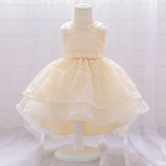 90cm - 12/18 Month Bust: 56cm - 22in Waist 54cm - 21 1/4in Front Skirt Length: 55cm - 21.5in Back Skirt Length: 68cm - 26 3/4in Birthday Princess Dress, Baby Baptism Dress, Baptism Dress Baby Girl, Wedding Dresses For Kids, Girl Sleeves, Lace Trim Dress, Baptism Dress, Christening Dress, Girl Princess Dress