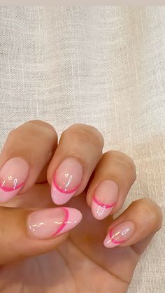 Light & Hot Pink Nails 💗 Nail Inspired Pink, Light Pink Nail Designs Simple, Easy Begginer Nails, Easy Preppy Nails, Cute And Easy Nail Designs For Beginners, Pink Easy Nails, Hoco Nails For Pink Dress, Easy But Cute Nail Designs, Cute Nail Ideas French Tips