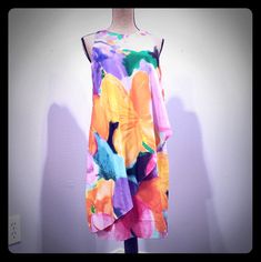 Lauren Ralph Lauren Multi Colored Spring Mid Length Dress. Size 6 Vibrant Sleeveless Floral Print Mini Dress, Red Sheath Dress, Sleeveless Linen Dress, Floral Pullover, Mid Length Dress, Boat Neck Dress, Ralph Lauren Women, Lauren Green, Midi Sheath Dress