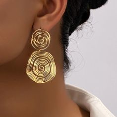 Obega Classic C-shape Ting Stud Earrings Gold Color Double Mosquito Coil ShapeLong Stud Earrings For Gold Earing, Golden Spiral, Iron Jewelry, Earrings Dangle Simple, Elegante Y Chic, African Earrings, Anthropologie Jewelry, Estilo Punk, Style Punk