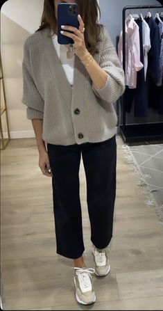 Summer 2024 Outfits Women Midsize, Daily Uniform, Canada Trip, Lovely Fashion, Diane Keaton, Comfy Outfit, Mode Casual, Wardrobe Outfits, Looks Street Style