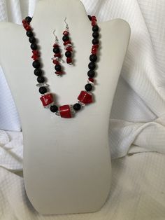 Red Coral Necklace and Earring Set.  Suitable for casuals days as well as formal events. Red Coral Necklace, Lava Rock, Coral Necklace, Red Coral, Formal Event, Earring Set, Jewelry Sets, Favorite Jewelry, Coral