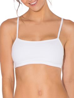 Designed with a full-coverage crop top neckline, the Fruit of the Loom® strappy women's sports bra can be flaunted under shirts and tanks for a cool flash of color. This great sport bra can be worn on it's own or layered for more color and support. An active lifestyle requires a brand that can give support and comfort. Cotton Sports Bra, Rosé Black And White, Cotton Lycra Fabric, Sleep Bra, Strappy Sports Bras, Bra Style, Women's Sports, Heather White, Cotton Pullover