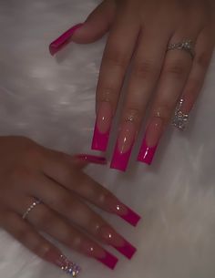 Valentine Pink Nails, Hot Pink Acrylic Nails Coffin, Hot Pink Prom Nails, Hot Pink Birthday Nails, Maroon Nail Art Designs, Beginner Nails, Nails Art Simple, Nail Art 2022, Pink Acrylic Nail Designs