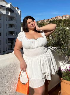 The Love Galore Romper White Curve Chic Off-shoulder Smocked Top For Day Out, The Love Galore Romper, Strapless Playsuit, Plus Size Posing, Spring Rompers, Plus Size Summer Outfits, Clubbing Outfits, Summer Playsuit, Photo Beautiful