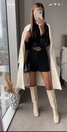 Cream Boots Outfit, Black Knee High Boots Outfit, Semi Formal Mujer, Cream Boots