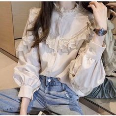 Beautiful Lace Shirt Top Ruffle Lace Comfortable Loose Fit Style! Vintage Lace Blouses, Dark Academia Clothing, Blouses Vintage, Lantern Sleeve Top, Lantern Sleeved Blouses, Blouse Material, Loose Shirts, Blouse Vintage, Lolita Fashion