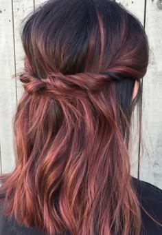 Brown And Rose Gold Hair Ombre, Ombre Coloured Hair, Rose Gold Balayage On Dark Hair, Strawberry Brunette Hair Short, Light Brown Hair With Highlights Caramel Rose Gold, Ashy Red Hair Balayage, Dusty Rose Hair Brunette, Dark Hair Color Ideas Peekaboo, Brown To Rose Gold Balayage