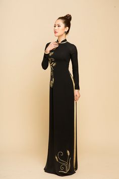 Black with gold beaded tradtional ao dai – LAHAVA Vietnamese Clothing, Asian Style Dress, Vietnam Dress, Vietnamese Wedding, Desi Dress, Chinese Traditional Dress, Vietnamese Traditional Dress, Vietnamese Dress, Chinese Dress