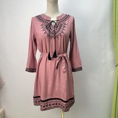 Women's Boho Dress V-Neck Embroidery Floral Bohemian Mini Dress Cotton Linen Vintage Dress Spring Festival Embroidered V-neck Dress, Peasant Style Embroidered V-neck Dress, Traditional V-neck Boho Dress For Spring, Spring Peasant V-neck Dress, Peasant Style V-neck Festival Dress, Spring V-neck Dress With Embroidered Neckline, Folk Style Tunic Dress With Embroidered Neckline, Spring V-neck Embroidered Dress, Spring Embroidered V-neck Dress