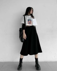 Concert Outfit Skirt, Rok Outfit, Mode Ulzzang, Neue Outfits, Foto Poses, Mode Inspo, 가을 패션, Korean Street Fashion, Korean Outfits