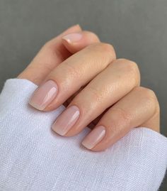 #nails #nailart #natural Natural Nails Manicure, Sheer Nails, Nagellack Trends, Milky Nails, Her Nails, Casual Nails, روتين العناية بالبشرة, Neutral Nails, Dipped Nails