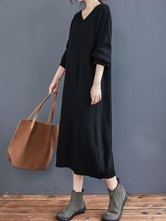 Sku CY-!89645 Material >80%Cotton Style Loose , Long Sleeves Feature Solid Color Neckline V-neck Occasion Casual , Simple Seasons Autumn , Winter Type Midi Dresses , Sweater Dresses Color BLACK Size FREE SIZE Please consult the size chart we provide for this item's measurements to help you decide which size to buy.Please note: There may be 1-3cm differ due to manual measurement.CMINCH Bust Shoulder Sleeve Length FREE SIZE 124 59 42 100 Black Solid Midi Dress For Winter, Casual Winter Maxi Dress V-neck, Black Casual Midi Dress For Fall, Casual V-neck Winter Maxi Dress, Casual Black Midi Dress For Fall, Winter Solid Color V-neck Maxi Dress, Black Ribbed V-neck Dress, Casual V-neck Maxi Dress For Winter, Winter V-neck Maxi Dress Solid Color