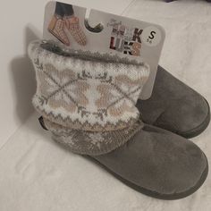 Nwt. New Women's Gray Muk Luks Bootie Slippers Sz Small 5-6 Soo Soft And Comfy. Please See Pic For Materials. Cozy Comfort Reliable Support Multi Layer Comfort Foot Conforming. Gray Closed Toe Slippers For Winter, Cozy Gray Slippers With Round Toe, Gray Round Toe Winter Slippers, Gray Outdoor Slippers With Round Toe, Gray Round Toe Outdoor Slippers, Gray Closed Toe Casual Slippers, Casual Gray Round Toe Slippers, Nebraska Cornhuskers Football, Bootie Slippers